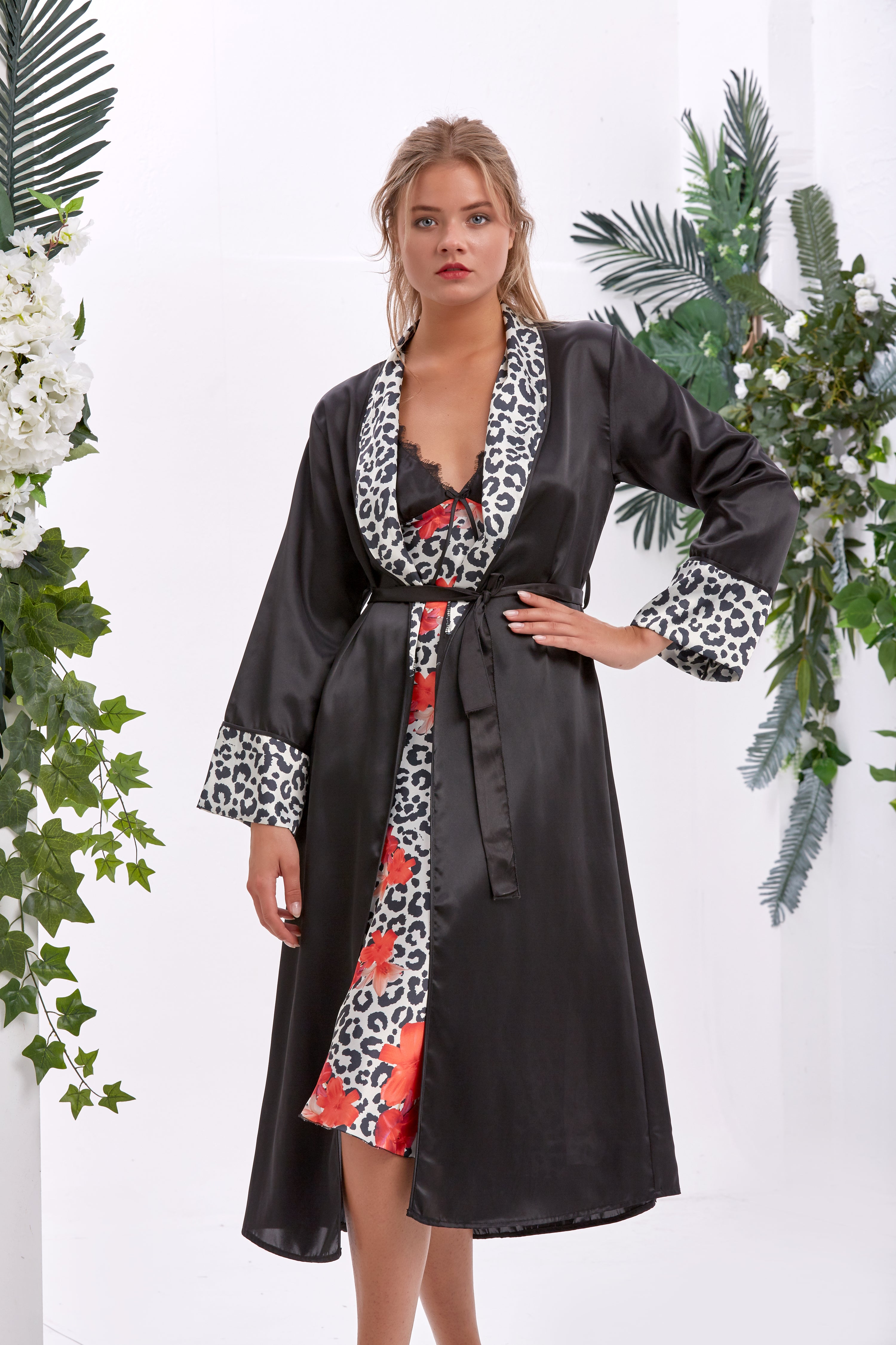 Sauvage Floral Dantelli Uzun Saten Kimono ve Gecelik Takımı