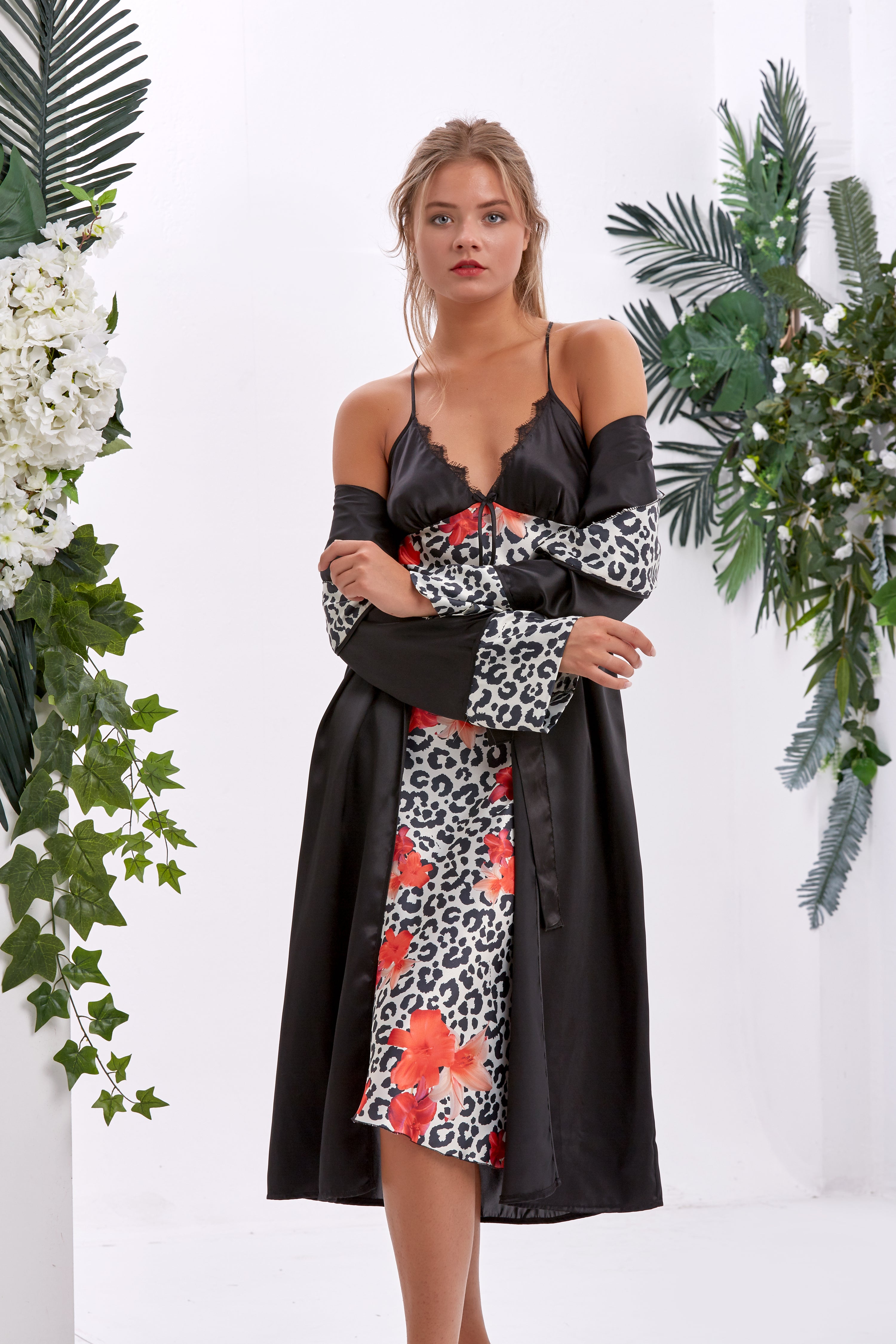 Sauvage Floral Dantelli Uzun Saten Kimono ve Gecelik Takımı