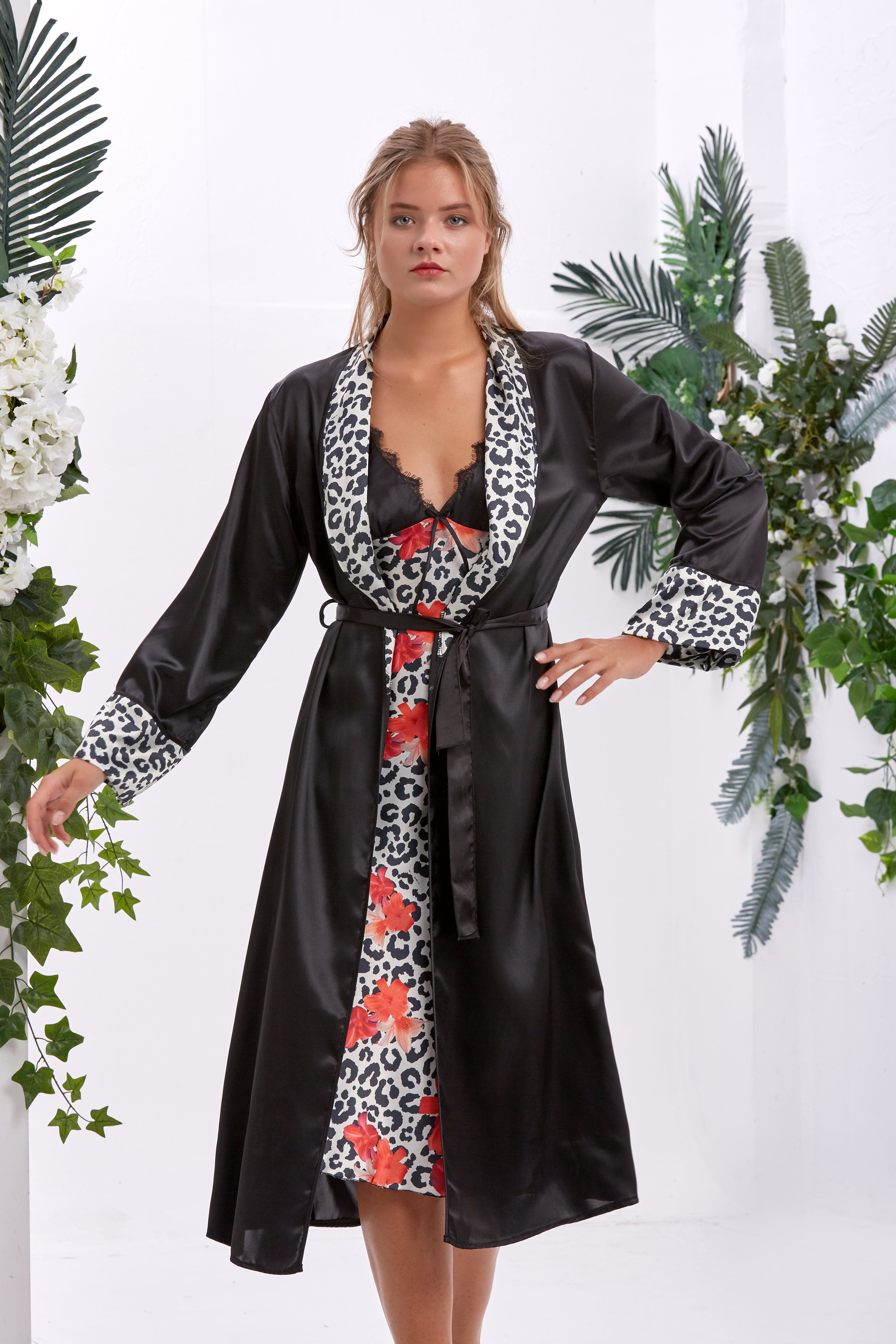 Sauvage Floral Dantelli Uzun Saten Kimono ve Gecelik Takımı