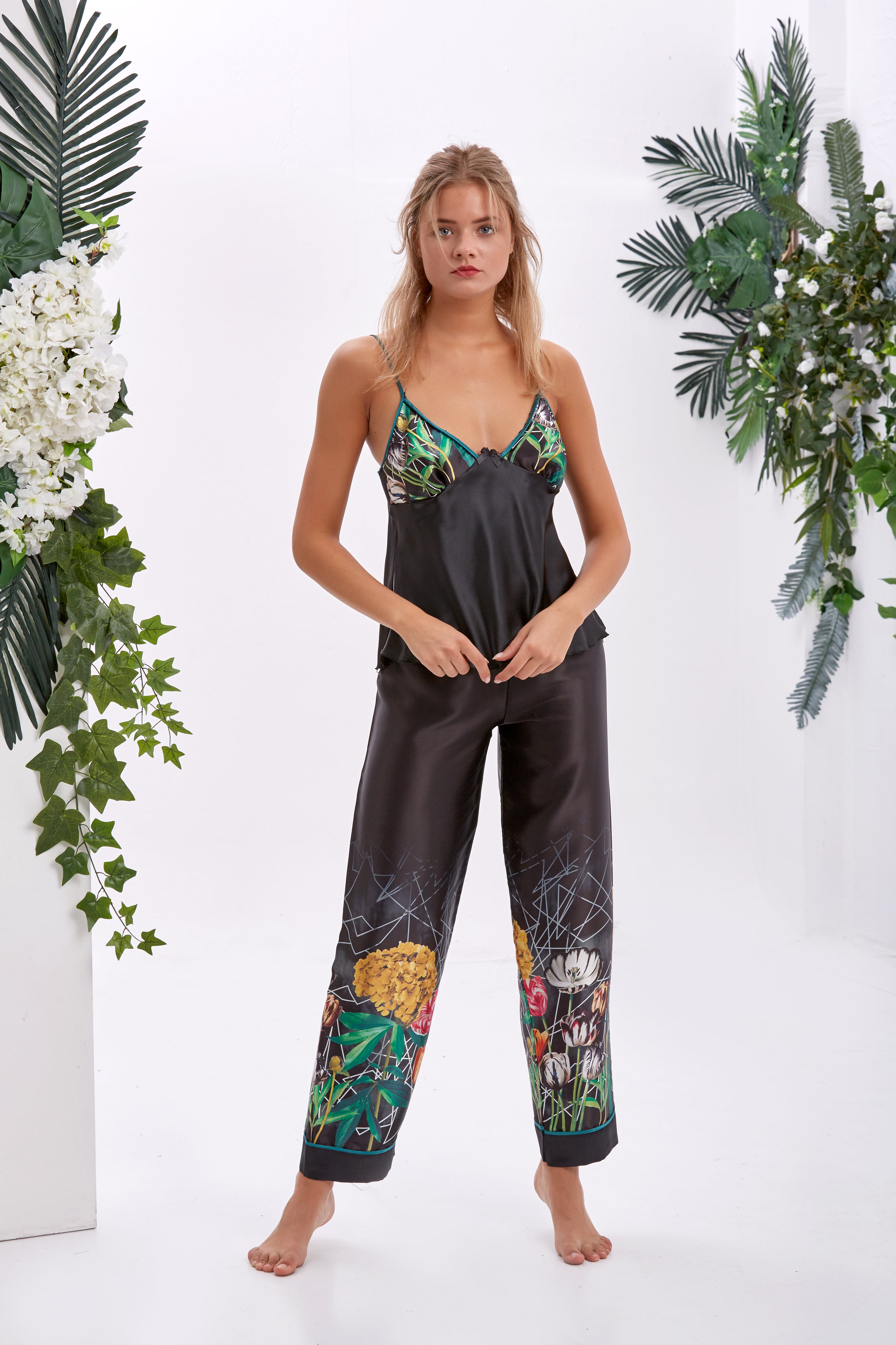 Iris Floral &amp; Geometrik Saten Uzun Kimono Pijama Takımı