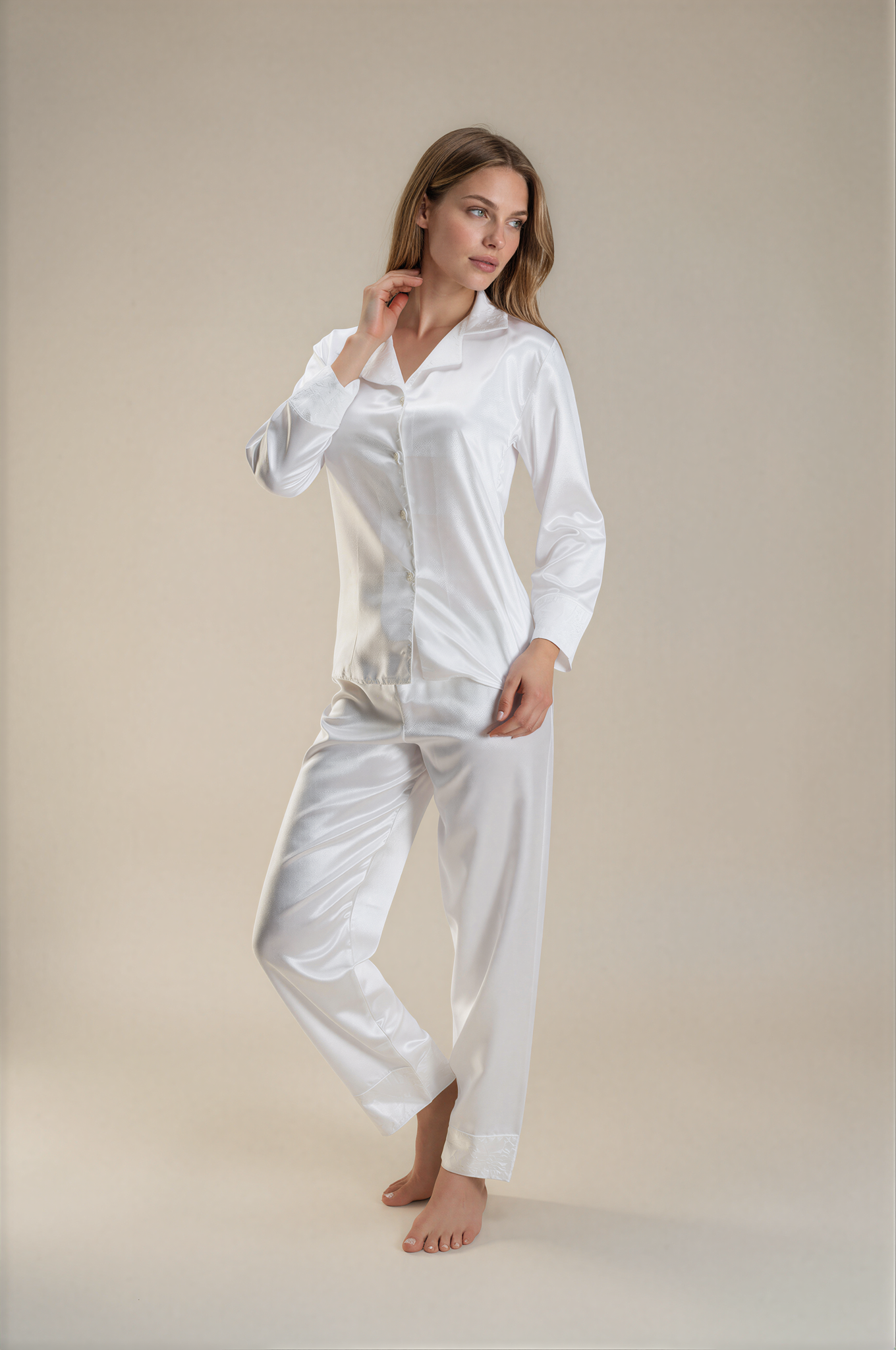 Sophia Jakar Manşetli Saten Uzun Pijama Takımı
