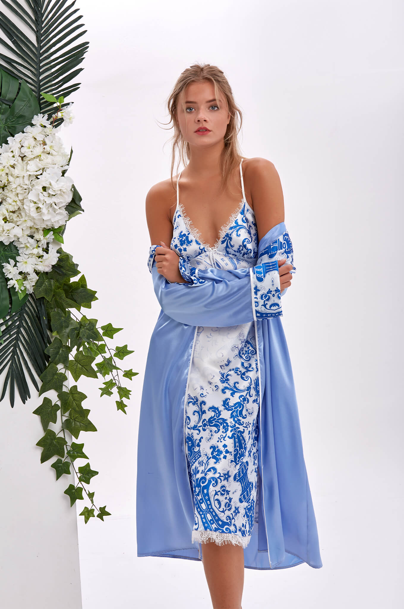 Mai Barok &amp; Floral Dantelli Uzun Saten Kimono ve Gecelik Takımı