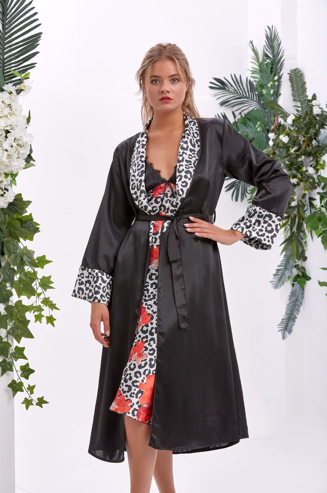 Sauvage Floral Dantelli Uzun Saten Kimono ve Gecelik Takımı